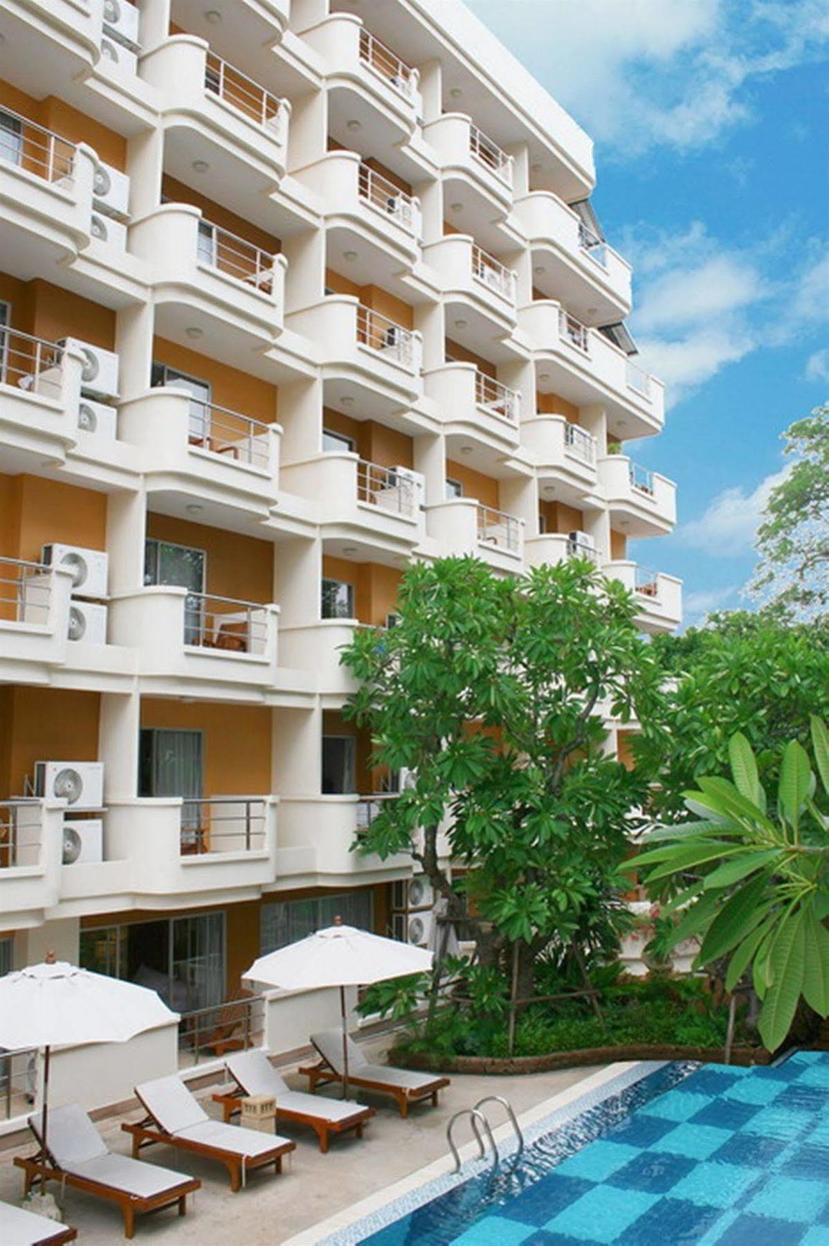 Bella Villa Prima Pattaya Exterior foto